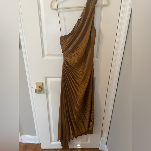 Vici Modern Day Glam One Shoulder Asymmetrical Maxi Dress Bronze/Golden Ochre L - Picture 5 of 7